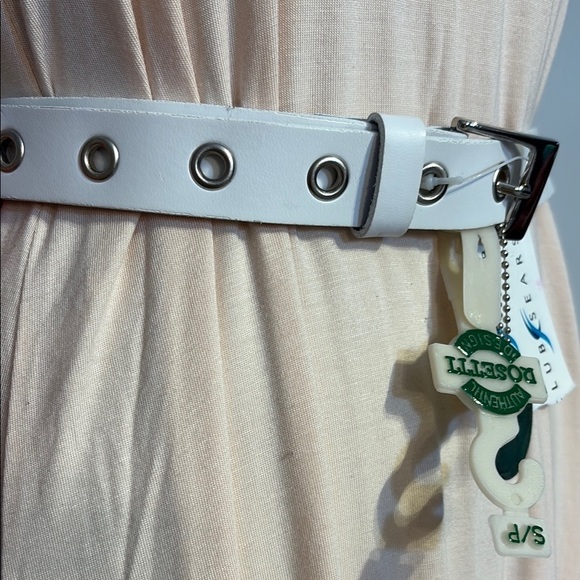 3A Vintage 1990's White Silver Leather Belt with Studs NWT - Picture 2 of 5